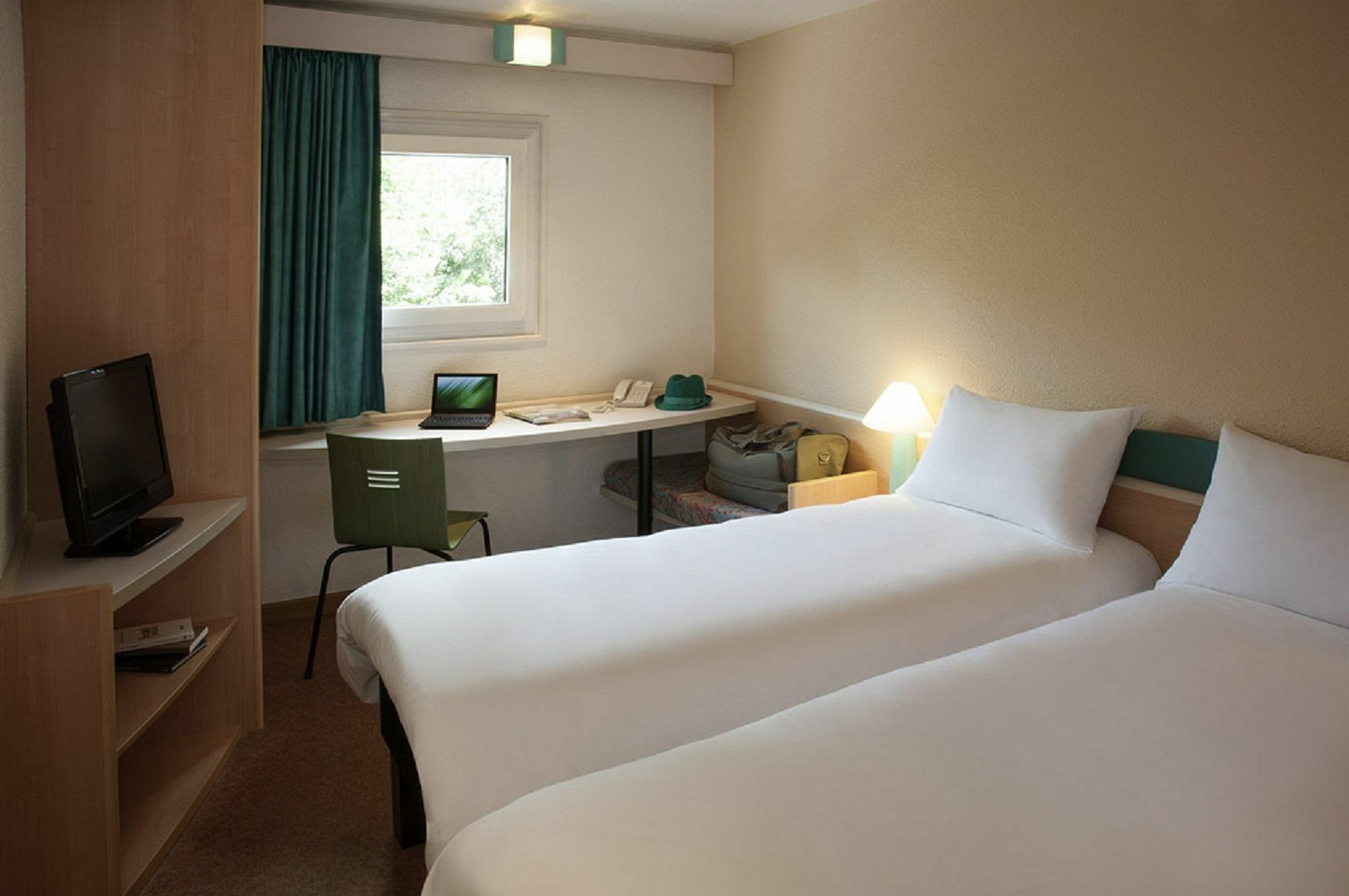 Ibis Reims Tinqueux Hotel Exterior foto